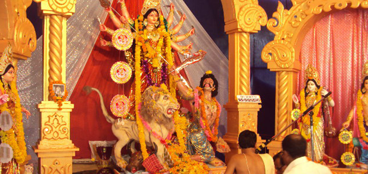 Durgā Pūcā / Dussehra