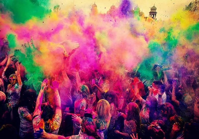 holi